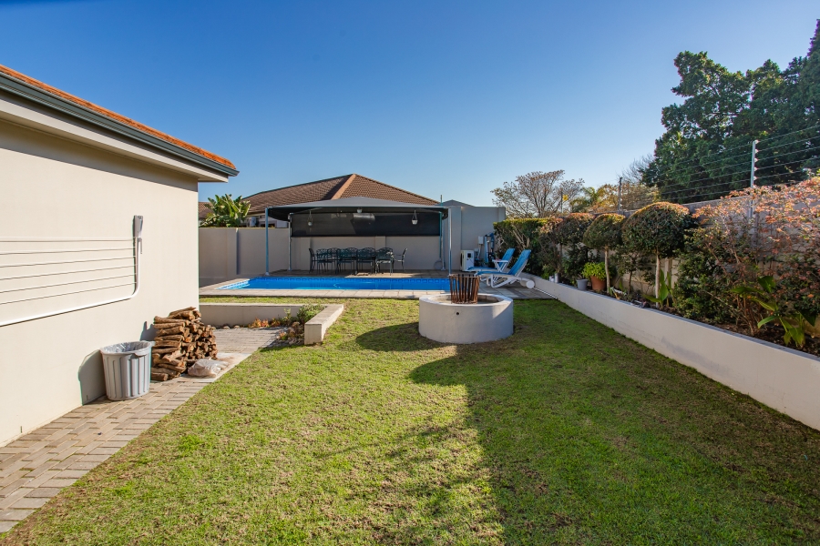 4 Bedroom Property for Sale in Nuwe Uitsig Western Cape